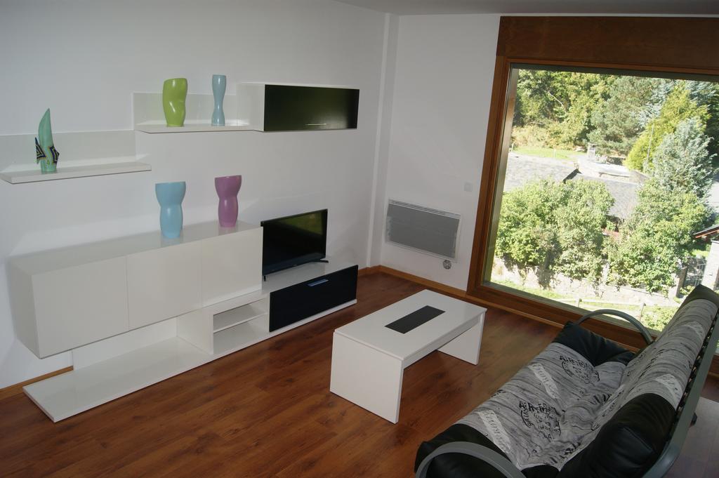 Apartaments Els Esquiadors Llorts Exterior foto